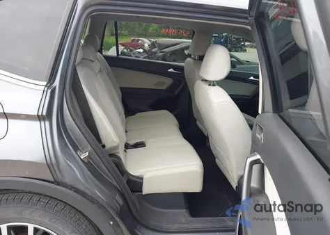 2021 Volkswagen Tiguan Se/Se R-Line Black/Sel z USA, uszkodzony, nr VIN 3VV2B7AX4MM083136